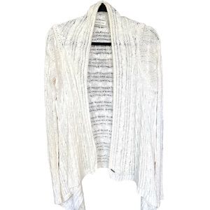 EUC! {Abercrombie & Fitch} A&F Handkerchief Knit Cardigan, Medium. WHITE / CREAM
